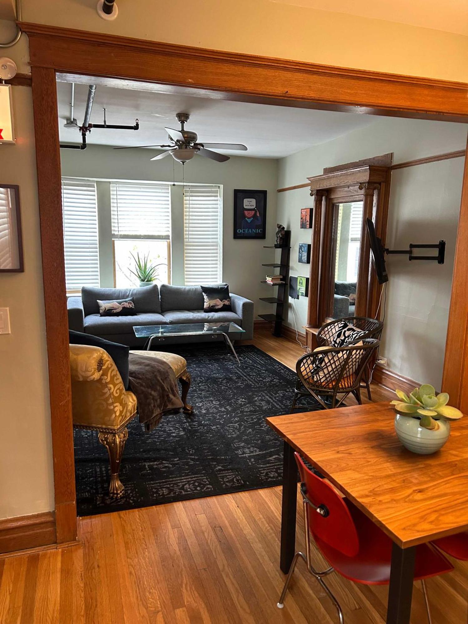 Dorothy'S Bed & Breakfast Chicago Bagian luar foto